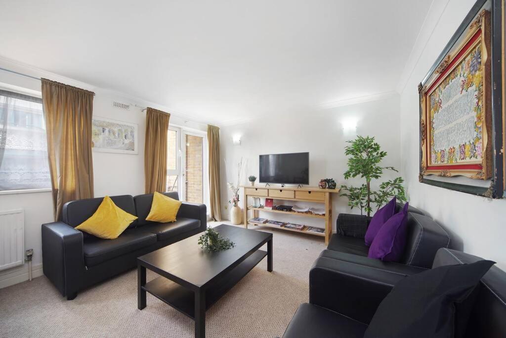 Stunning 4-bed Apartment London